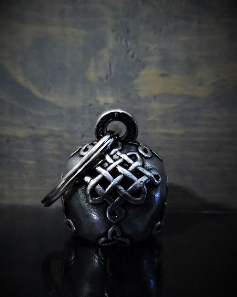 BB-7 Celtic Skull Bell